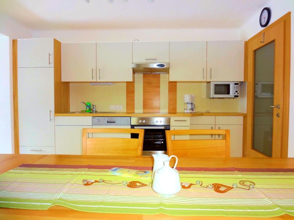 Appartementhaus Monika Flattach Room photo